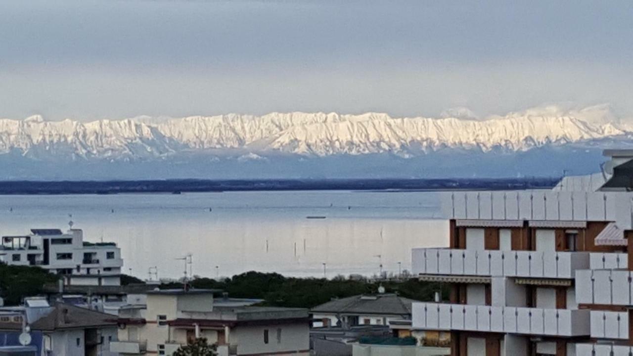 Rosato 2 Sea View Apartment Lignano Sabbiadoro Kültér fotó